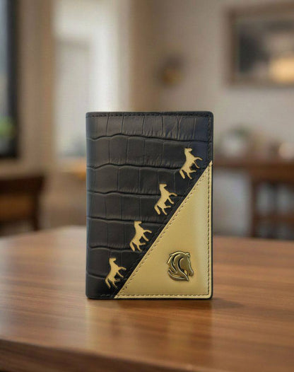 Louis Hilano 
wallet for men good quality 
90 dhs💓

Zain59
♥️♥️♥️