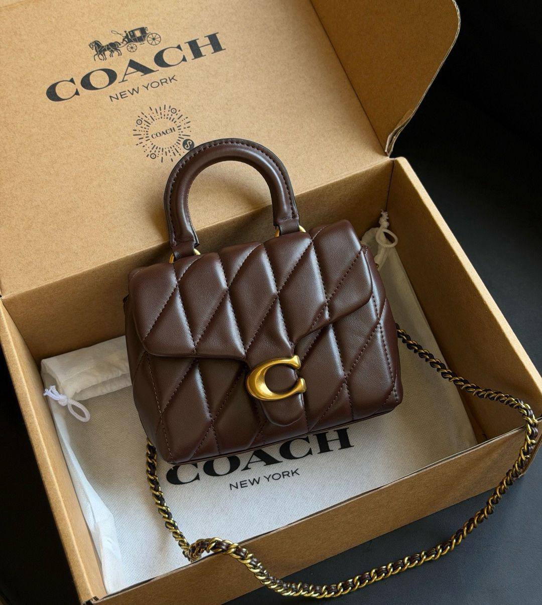 COACH

HIGH QUALITY 

WITH BOX 
🎁🎁🎁

110 dhs✅

Zain39
♥️♥️♥️