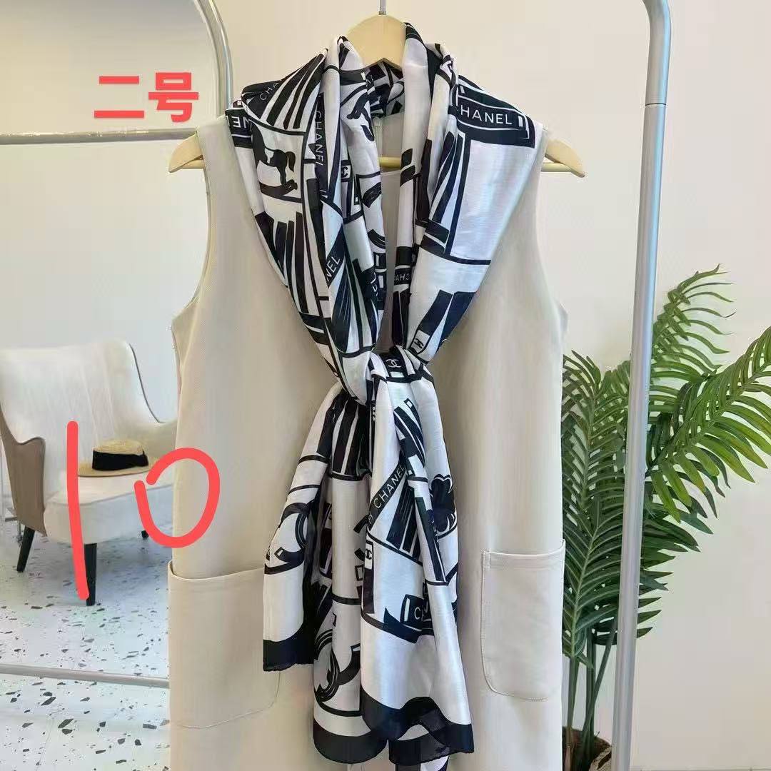 Scarf

40 dhs💓

Zain146
♥️♥️♥️
