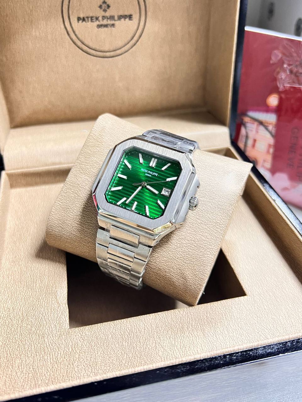 Patek 
Automatic   
230 dhs🇦🇪

Zain85
♥️♥️♥️