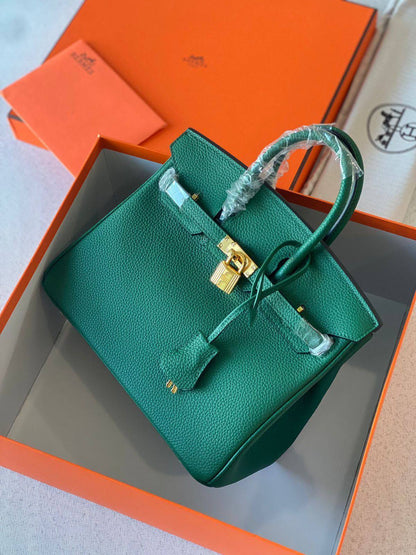 Hermes
130 dhs🇦🇪🇦🇪
30 cm

Zain219
♥️♥️♥️