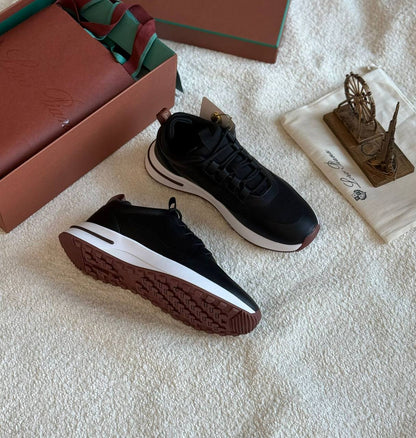 New. Men Loro piana shoes 

   Size  .  41  to 46

150 dhs🪙🌨️

Zain80
♥️♥️♥️