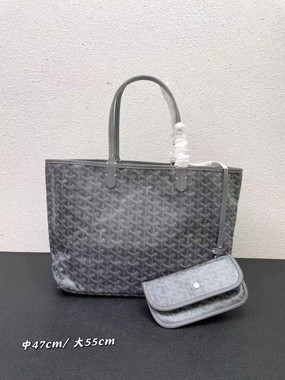 Goyard 
180 dhs🪙🌨️
#canvas material inside🧑🏻‍🎄

Zain228
♥️♥️♥️