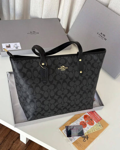 Caoch

90 dhs🇦🇪🇦🇪

Withbox
Zain219
♥️♥️♥️