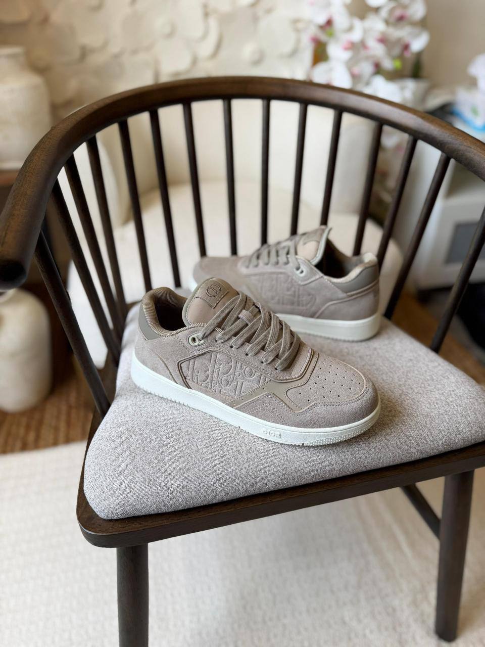 DIOR 
*AAA quality*
*size:40 to 46*
450 dhs🇦🇪🇦🇪

Zain185
♥️♥️♥️