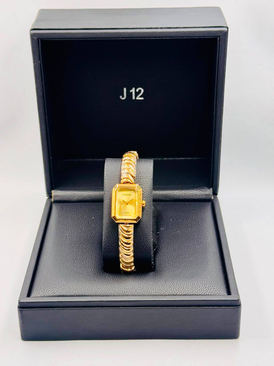 Chanel Ladies
*New arrival*🔥
55 dhs✅

Zain08
♥️♥️♥️