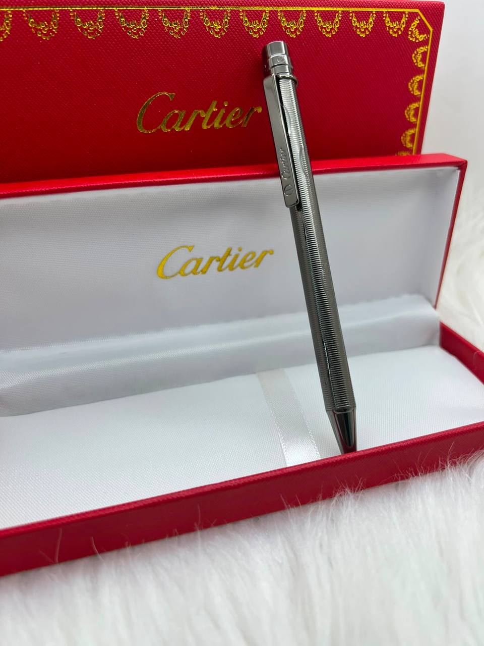Pens 

65 DHS🇦🇪🇦🇪

Good quality 


Zain182
♥️♥️♥️