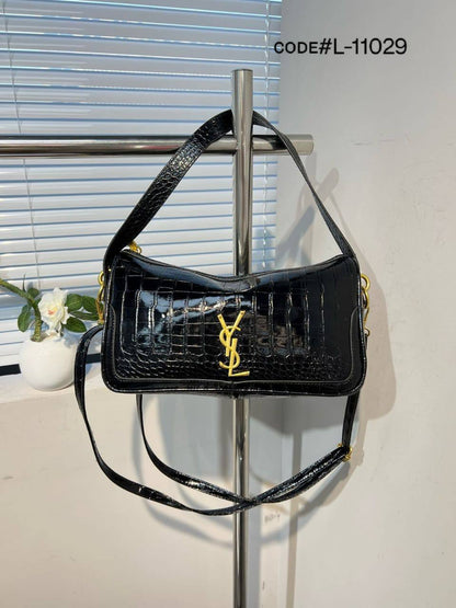 YSL  - ʏᴠᴇs sᴀɪɴᴛ ʟᴀᴜʀᴀɴᴛ
ᴄʀᴏᴄᴏᴅɪʟᴇ ʟᴇᴀᴛʜᴇʀ ᴍᴀᴛᴇʀɪᴀʟ
ɪᴛ ʜᴀs ʟᴏɴɢ ʙᴇʟᴛ sᴛʀᴀᴘ
sɪᴢᴇ : 28 cm

65 dhs🪙💕

Zain31
♥️♥️♥️