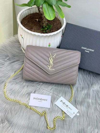 YSL🔥
SIZE  23CM
With box

90 dhs🇦🇪🇦🇪
Zain244
♥️♥️♥️