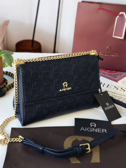 Aigner 
110 dhs✅

Zain299
♥️♥️♥️