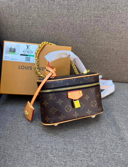LV
95 dhs💓
High-quality 

with box
🎁🎁🎁

Zain35
♥️♥️♥️