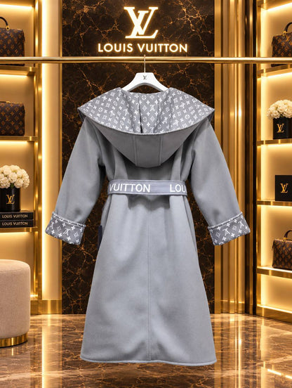 *New collections*                                                LOUIS VUITTON

Super Master quality

Sizes: S M L XL

590 dhs🇦🇪🇦🇪🇦🇪

Zain308
♥️♥️♥️