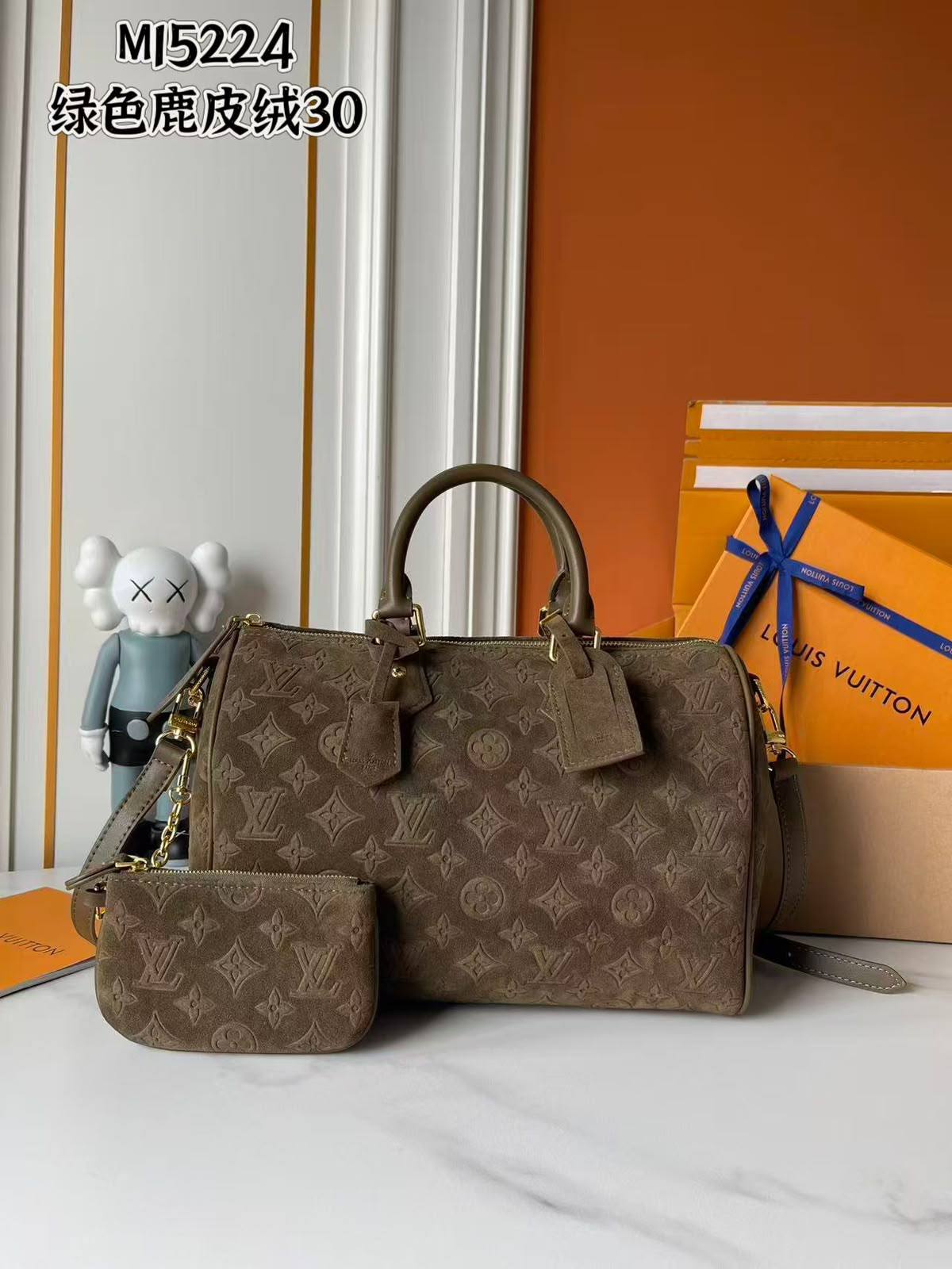 LV  COPY 1

SIZE 30CM   
285 dhs🇦🇪🇦🇪

Zain244
♥️♥️♥️