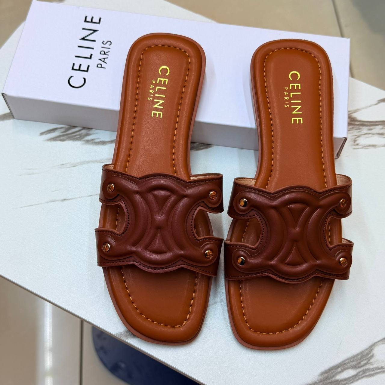 Celine 
Size 36 to 41
70 dhs✅

Zain236
♥️♥️♥️