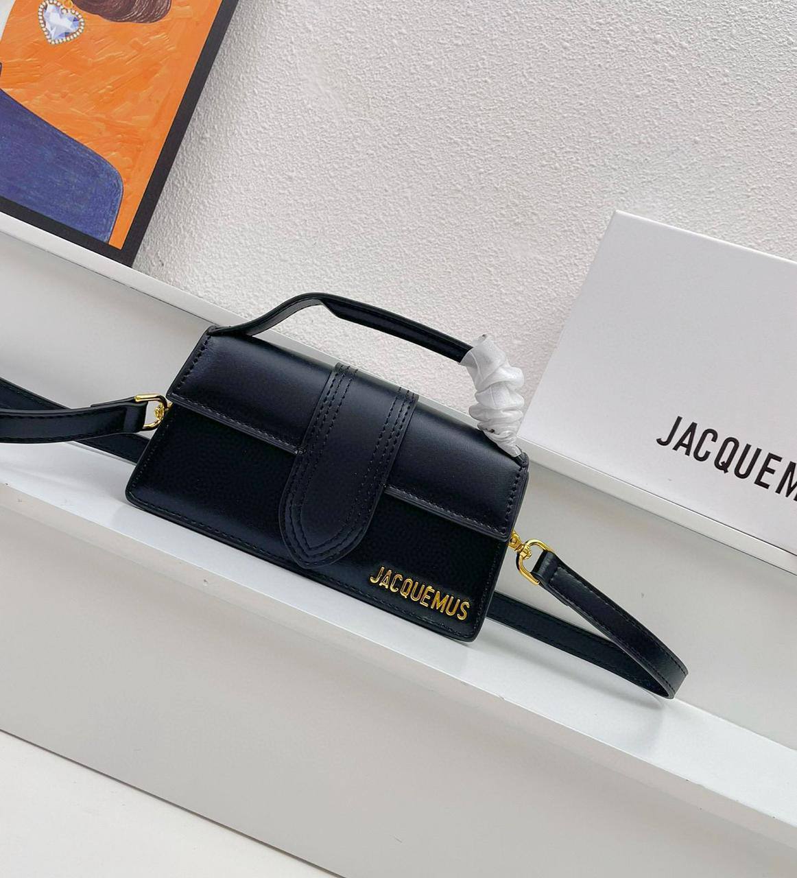 JACQUEMUS 
NEW CAME 

WITH BOX  🎁🎁🎁

105 dhs💓
*Size 20cm*

Zain39
♥️♥️♥️