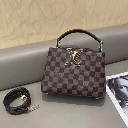 LV
SMALL SIZE GOOD QUALITY
WITH BOX 
🎁🎁🎁

110 dhs✅

Zain39
♥️♥️♥️