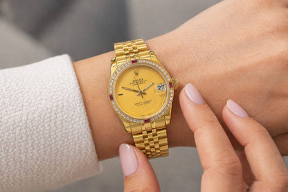 Rolex watch for ladies good quality 
230 dhs❣️
 (size 31mm)

Zain59
♥️♥️♥️