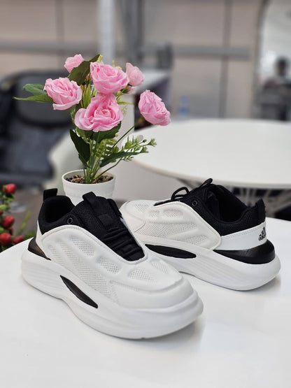 Adidas
Size 39to45    
90 dhs🪙🌨️

Zain163
♥️♥️♥️