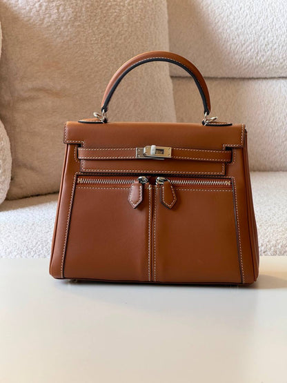 Hermes kelly 25cm💕master quality😍with box
610 dhs✅

Zain52
♥️♥️♥️