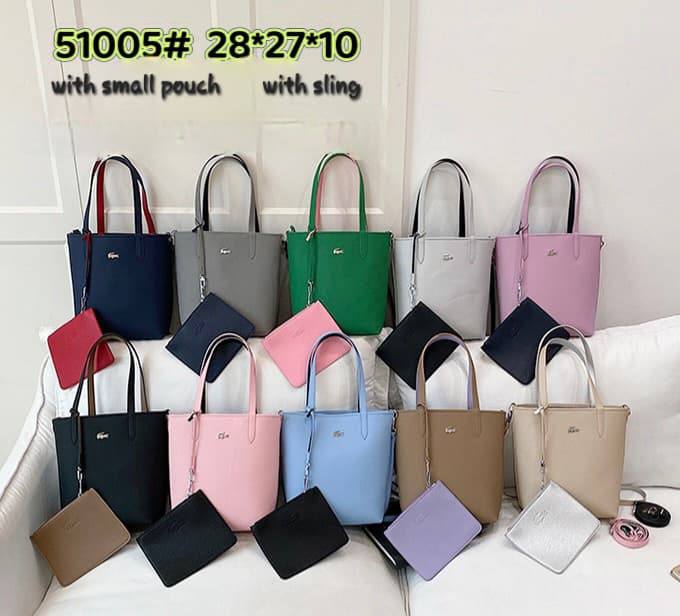 Locaste 
With sling. With small pouch 
70 dhs🇦🇪🇦🇪

Zain232
♥️♥️♥️