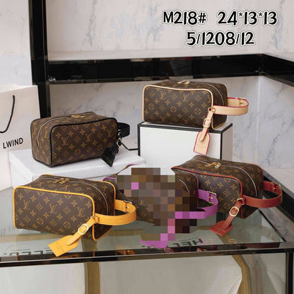 LV
ᴛᴏɪʟᴇᴛ ᴅᴏᴘᴘ ᴋɪᴛ ʜᴀɴᴅʙᴀɢ
ᴄᴀɴᴠᴀs ᴍᴏɴᴏɢʀᴀᴍ
ɢᴏʟᴅ ʜᴀʀᴅᴡᴀʀᴇ
sɪᴢᴇ: 24 cm

65 dhs✅

Zain31
❣️❣️❣️