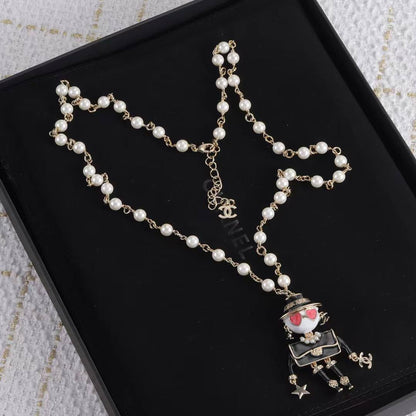 CHANEL❤️‍🔥*
Necklace ❣️
Earring 🌸
Master quality 💯
With normal boxes 📦 
140 dhs🪙🌨️
With master box 🗃️ 
150 dhs🪙🌨️

Zain216
♥️♥️♥️