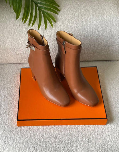 Boots 
For Price 👇 WTSP Text Zain 0568585901

Zain171
♥️♥️♥️