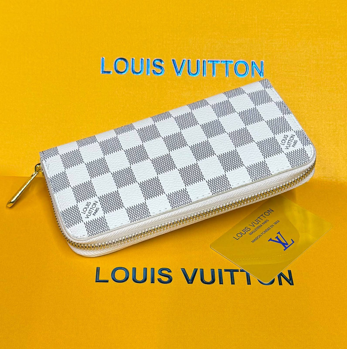LV

With box
40 dhs🇦🇪🇦🇪🇦🇪

Zain93
♥️♥️♥️