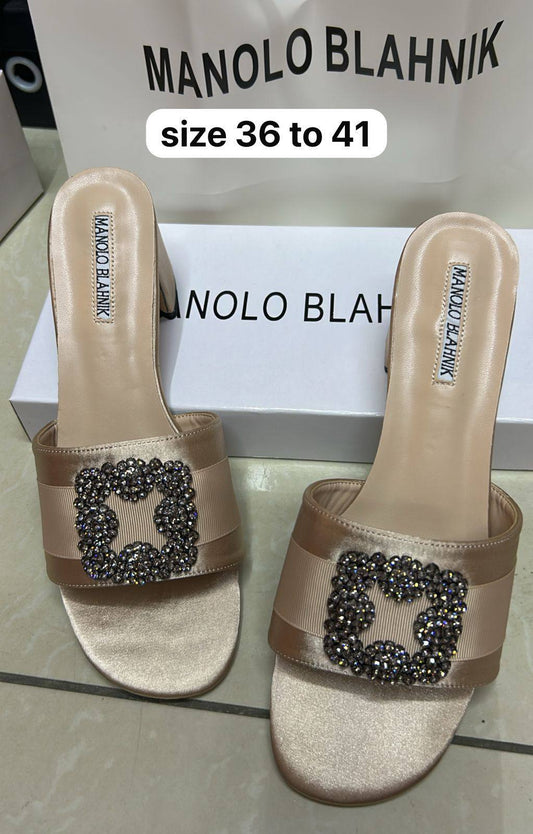 MB

size 36 to 41

95 dhs❣️

Zain103
♥️♥️♥️
