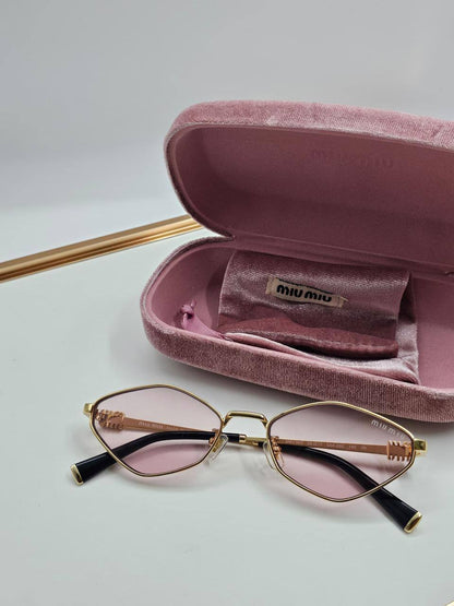 Miu Miu
Super master quality 💯
For Price 👇 WhatsApp✅
0568585901 
0507557372
0552275751 Owner Zain 👌

Zain282
♥️♥️♥️