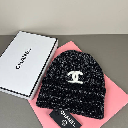 CHANEL

VVIP QUALITY
180 dhs🇦🇪🇦🇪

Zain281
♥️♥️♥️