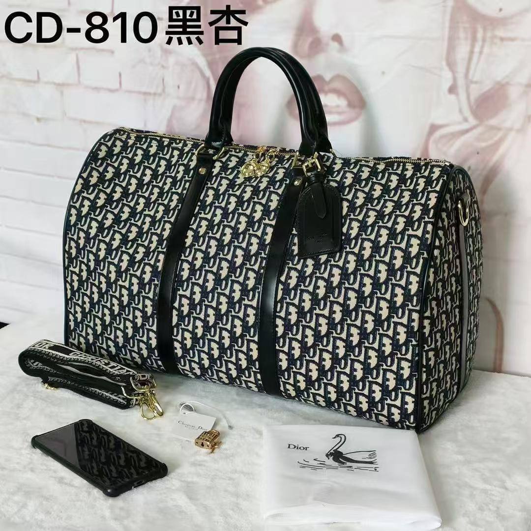 Travel bags

115 dhs🇦🇪🇦🇪

Zain26
♥️♥️♥️