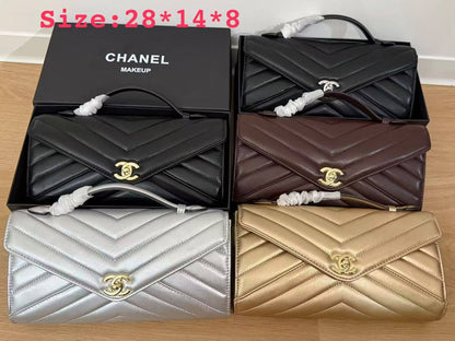 Chanel 
105 dhs✅✅
with box

Zain07
♥️♥️♥️