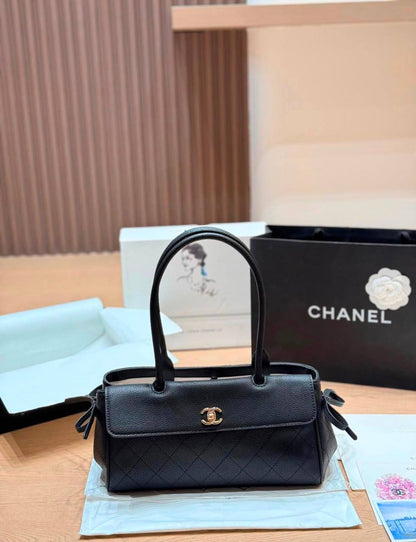 Chanel

270 dhs

Zain134
♥️♥️♥️