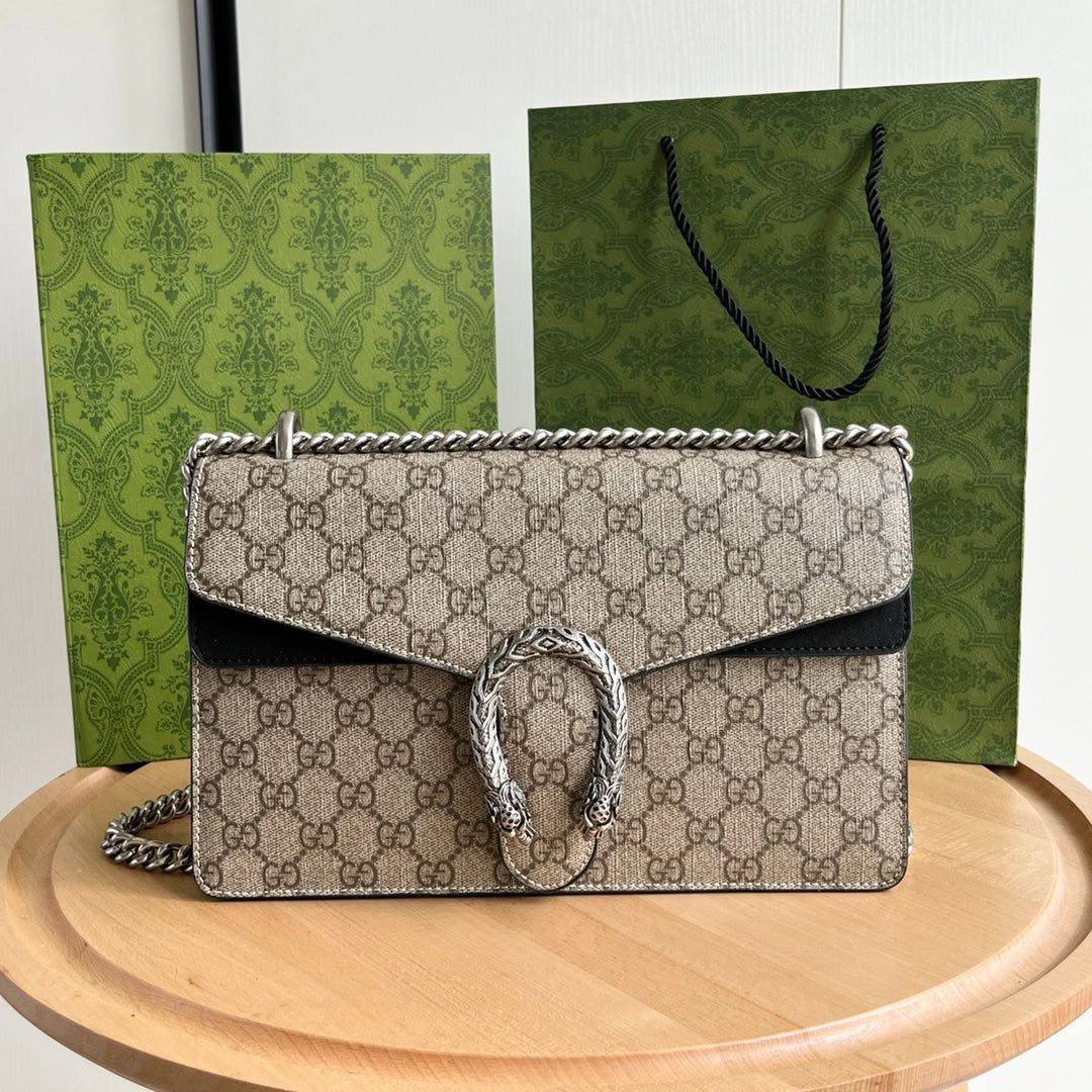 Gucci

90 dhs🇦🇪🇦🇪

With box
24 cm
Zain219
♥️♥️♥️