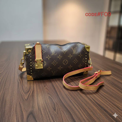 LV
ᴛʀᴜɴᴋ ᴄʀᴏssʙᴀɢ
ᴡɪᴛʜ ʟᴏɴɢ ʙᴇʟᴛ sᴛʀᴀᴘ
ᴍᴏɴᴏɢʀᴀᴍ ʟᴇᴀᴛʜᴇʀ
sɪᴢᴇ : 23  cm

70 dhs🪙💕

Zain31
♥️♥️♥️