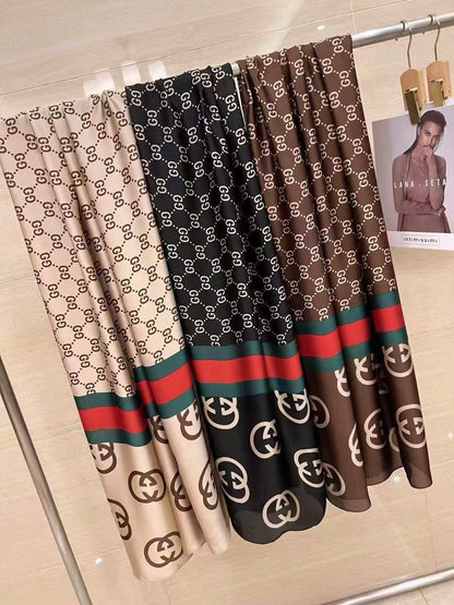 Silk scarf 

40 dhs🇦🇪  
no box

60 dhs🇦🇪 with box

Zain93
♥️♥️♥️