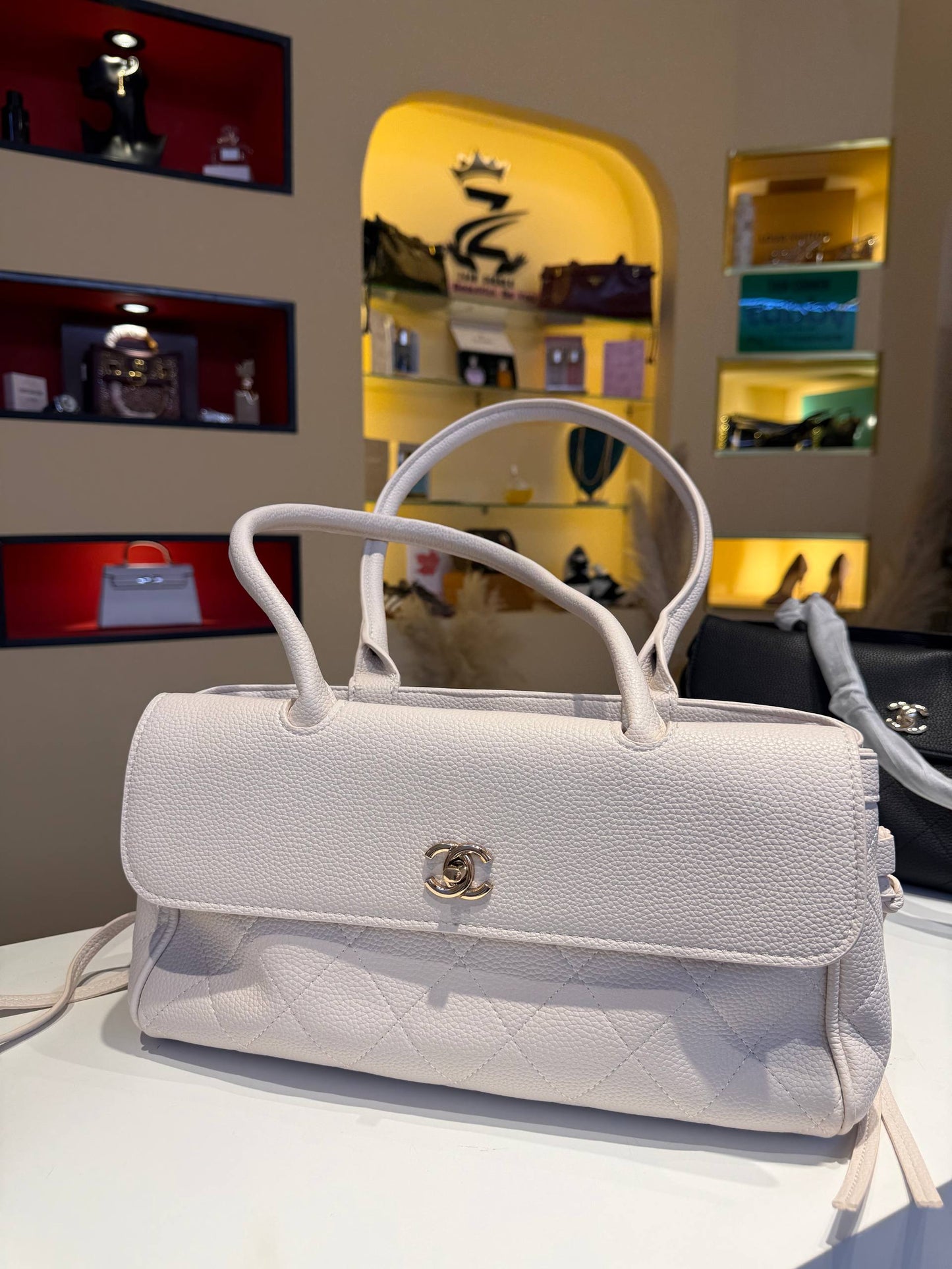 Chanel

High quality 
210 dhs

Zain295

اطلبوها من الوتس المثبت في الأعلى👆🏻👆🏻

تواصلو معنا 👈🏻 Zain 
For order WhatsApp pinned 👆🏻

♥️♥️♥️