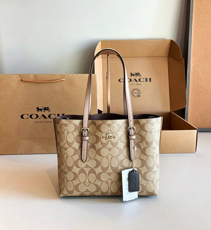 COACH 

NEW CAME 

GOOD QUALITY 
WITH BOX 
115 dhs🇦🇪🇦🇪

SIZE: 28cm

Zain295
♥️♥️♥️
