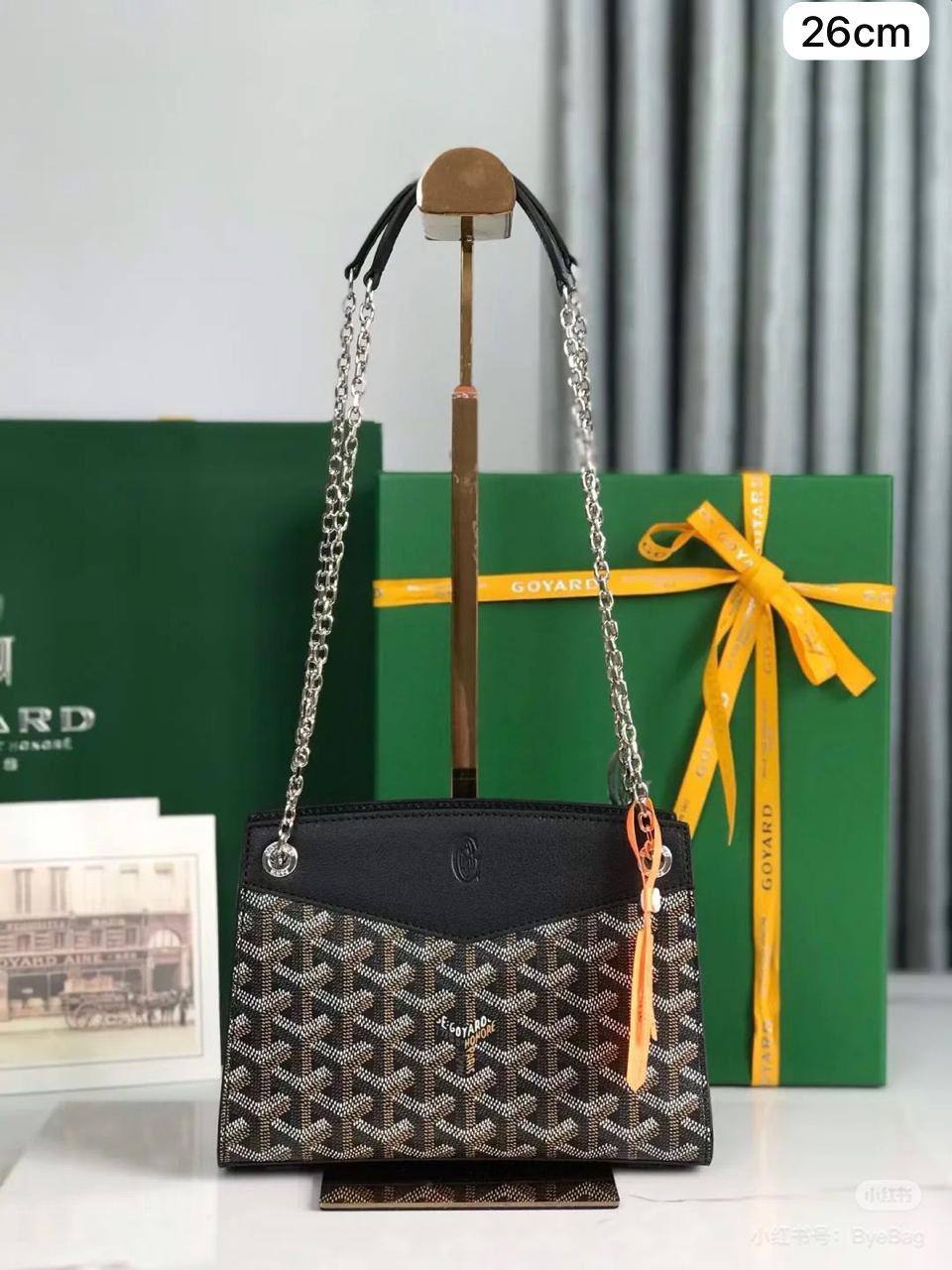 🎉 Offer 🎊 Goyard Rouette
1️⃣ First quality
Size : 26 * 18 cm
80 dhs✅

Zain115
♥️♥️♥️