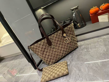Gucci 🙋🏻💕
Master🌺
30cm🫶🏼🫶🏼
270 dhs✅

Zain297
♥️♥️♥️