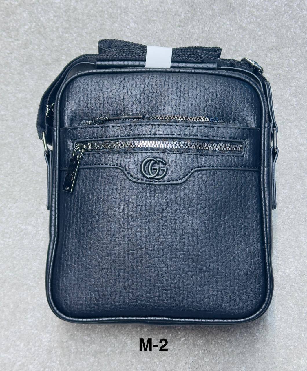Bags
80 dhs✅

Zain182
♥️♥️♥️
