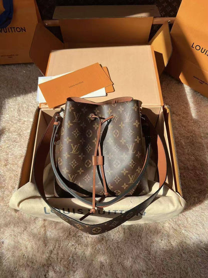 LV

290 dhs🇦🇪🇦🇪

Zain153
♥️♥️♥️