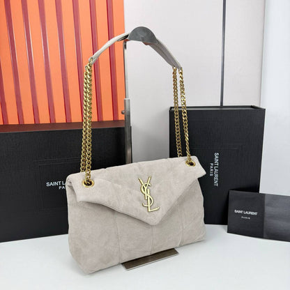 YSL 
suede Material🙋🏻💕
29cm🫶🏼 
350 dhs✅

Zain297
♥️♥️♥️