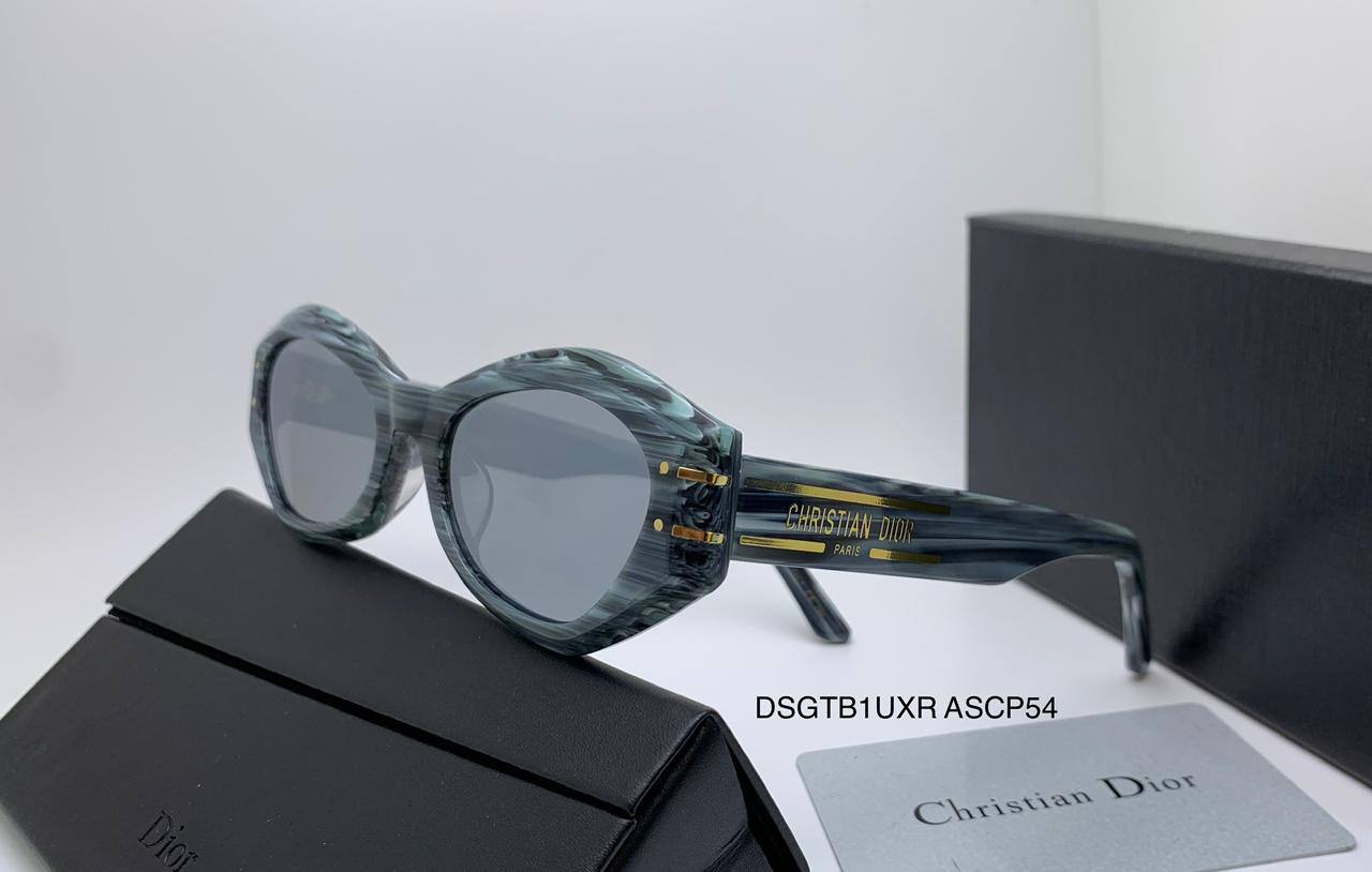 Ladies 
Super master quality 
sunglasses 😎 
180 dhs🌺

Zain126
♥️♥️♥️