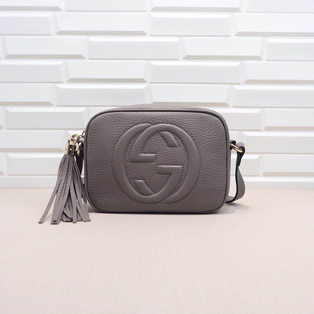 Gucci

330 dhs🇦🇪🇦🇪

Zain153
♥️♥️♥️