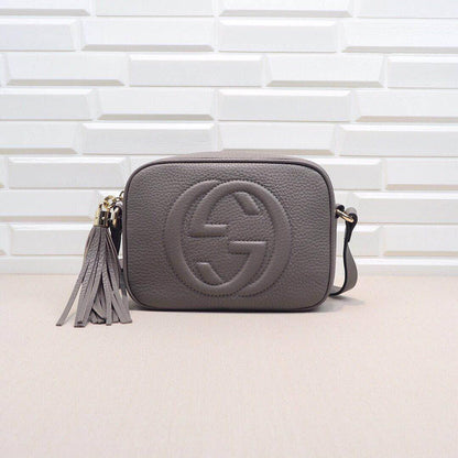 Gucci

330 dhs🇦🇪🇦🇪

Zain153
♥️♥️♥️