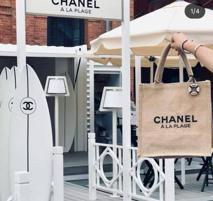 Chanel
95 dhs✅
size:31/30/15

Zain07
♥️♥️♥️