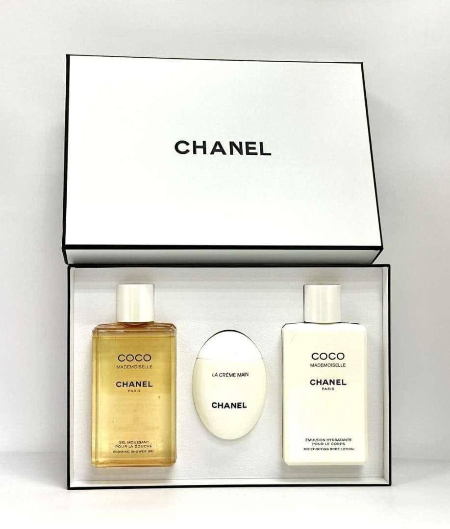 Chanel Set 
New
90 dhs👑

Zain109
♥️♥️♥️