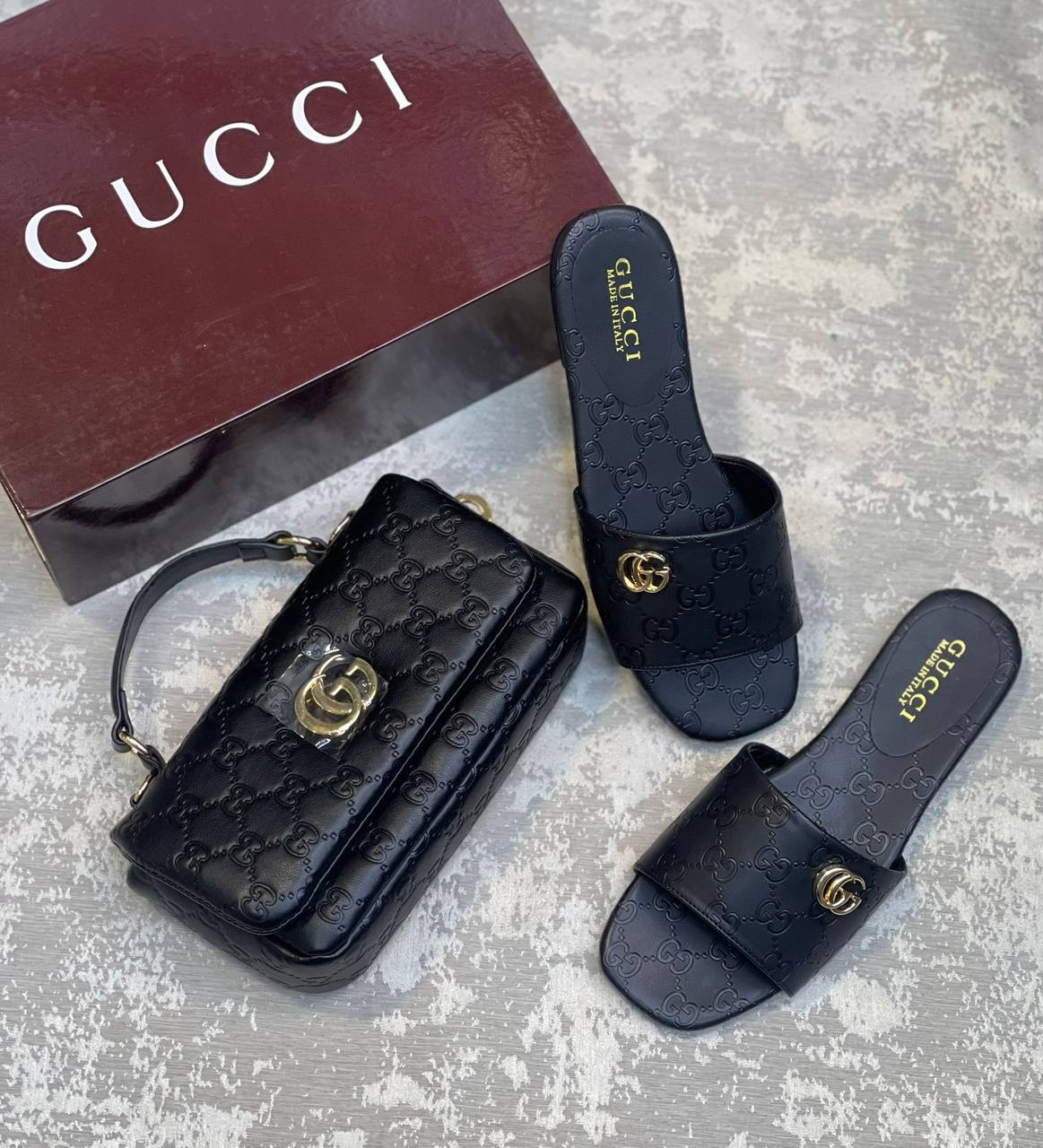 Gucci
Set 
Size 36-41
230 dhs✅

Zain175
♥️♥️♥️